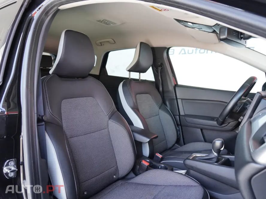 Renault Captur BLUE dCi 115 EDC INTENS