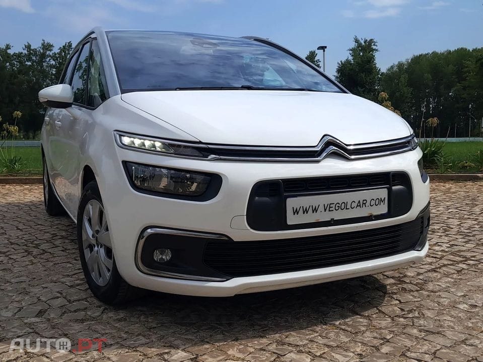 Citroen C4 SpaceTourer 1.5 BlueHDi Shine EAT8