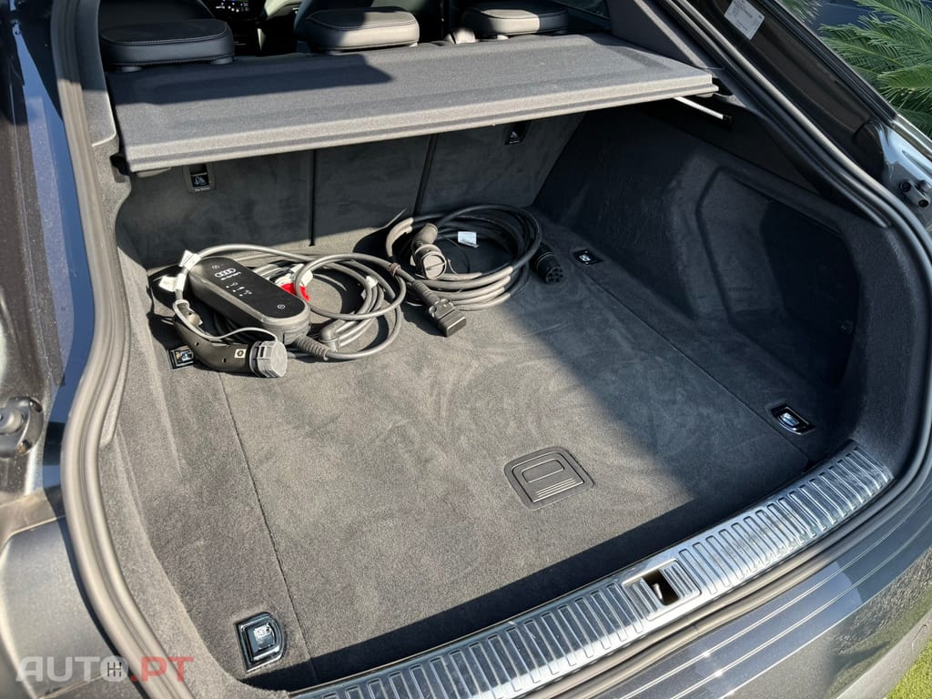 Audi E-Tron 55 quattro S line