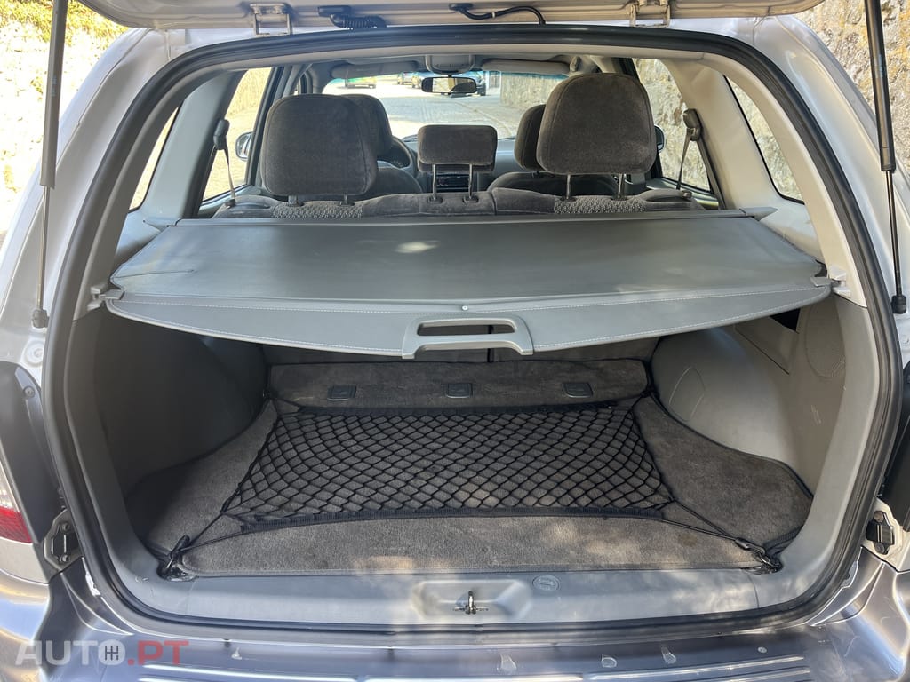Hyundai Santa Fe 2.0 CRDI 4WD