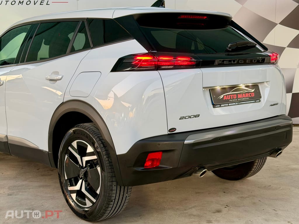 Peugeot 2008 1.2 Hybrid Allure e-DCS6