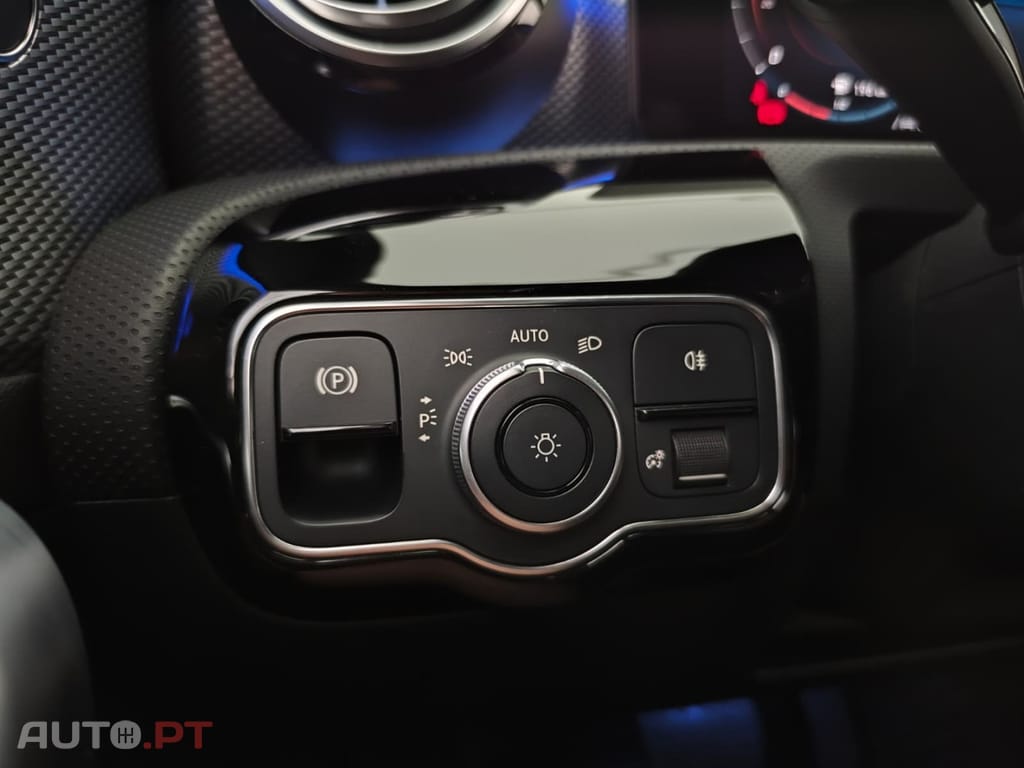 Mercedes-Benz CLA 250 e Shooting Brake Style Plus