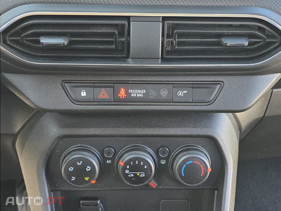 Dacia Sandero 1.0 SCe Essential