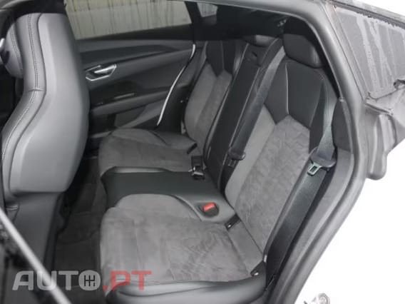 Audi E-Tron GT quattro