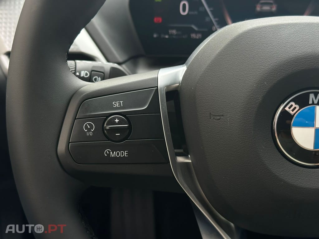 BMW 116 d Pack Desportivo M Auto