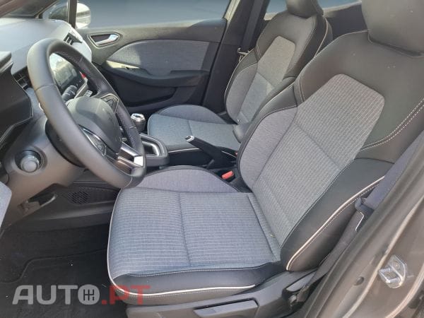 Renault Clio TCe 100 Bi-Fuel Techno