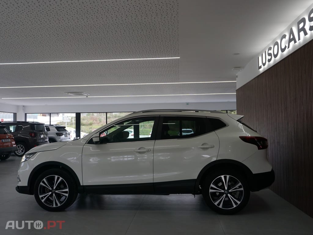 Nissan Qashqai 1.5 dCi N-Connecta 18