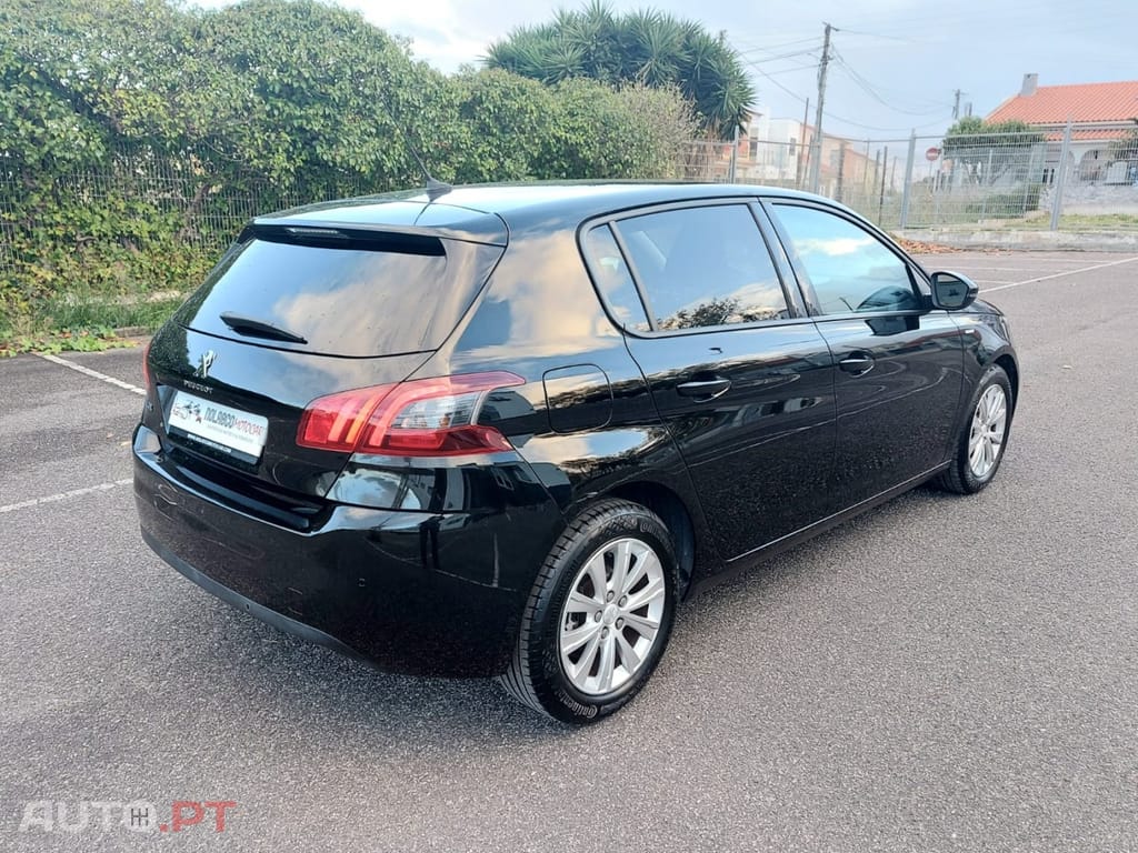 Peugeot 308 1.2 PureTech Style