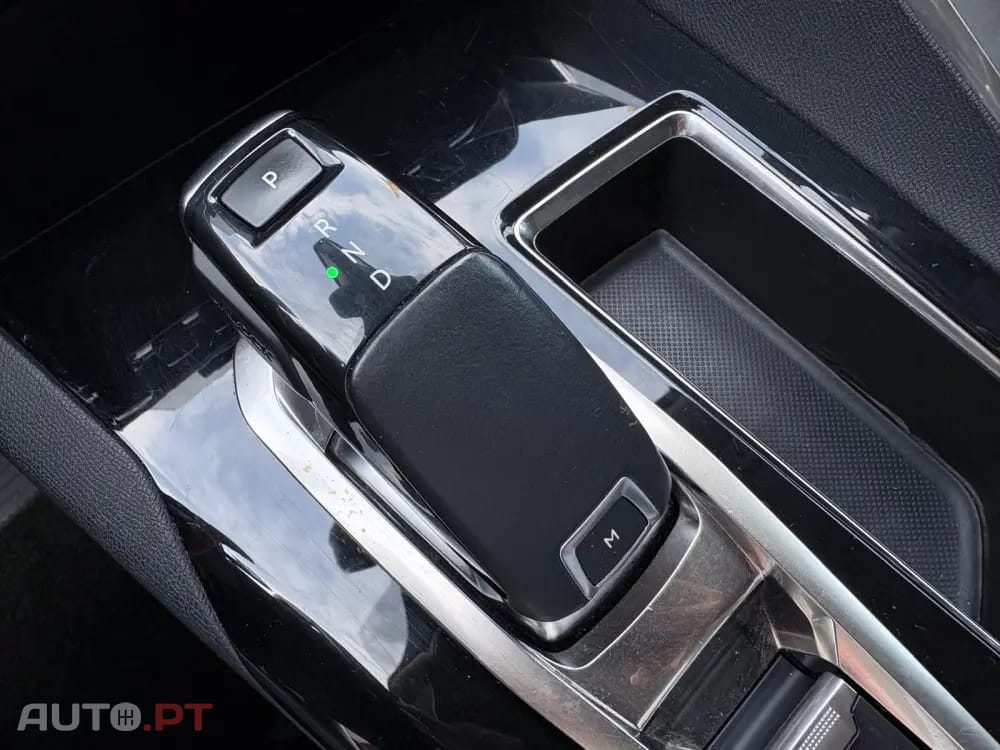 Peugeot 3008 1.2 PureTech Allure EAT8
