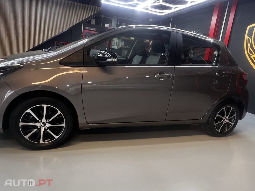 Toyota Yaris 1.0 VVT-i ACtive+AC