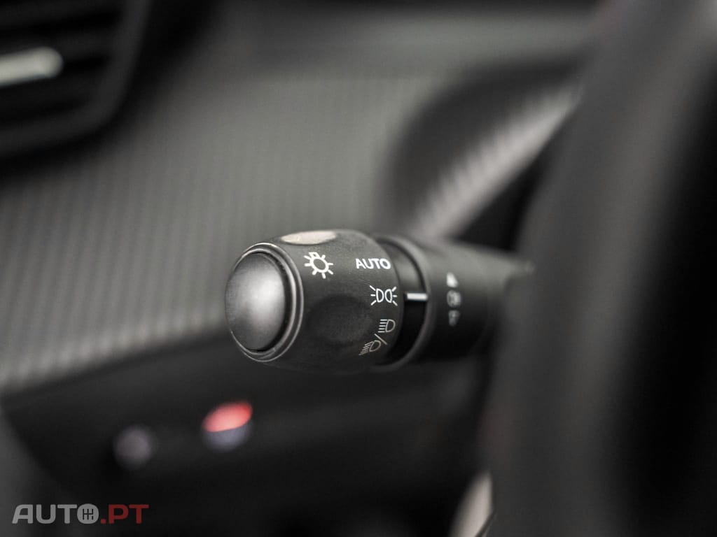 Peugeot 2008 1.2 PureTech Active Pack