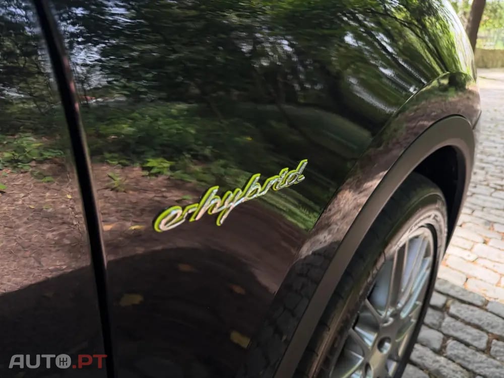 Porsche Cayenne S E-Hybrid Platinum Edition