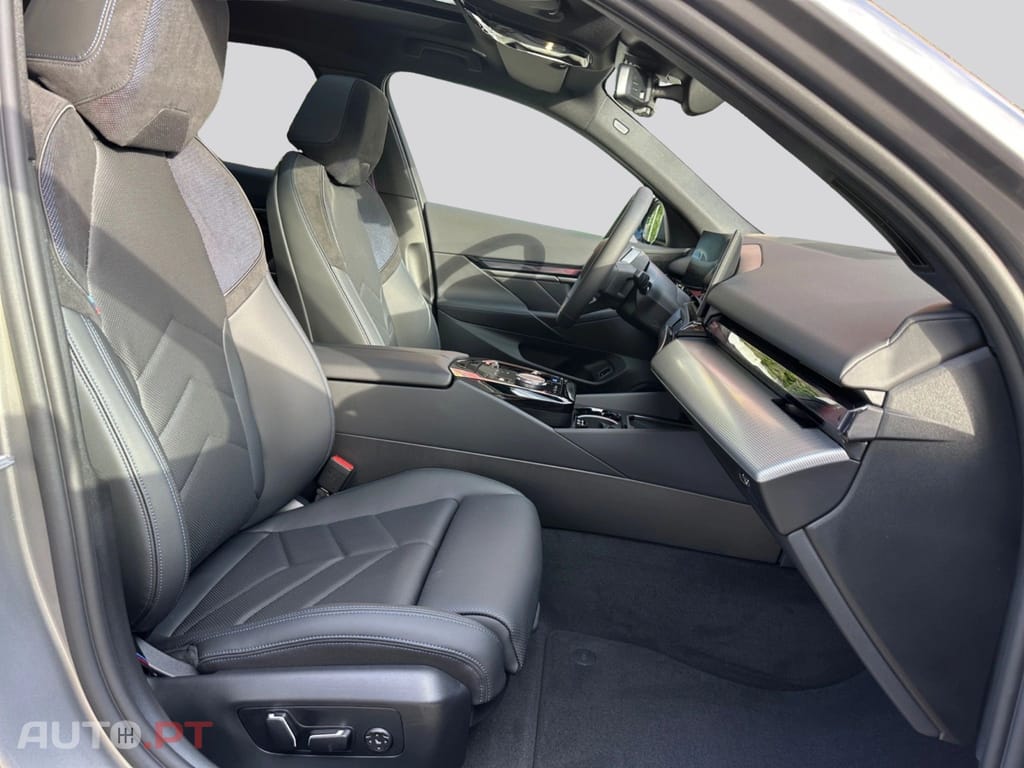BMW i5 eDrive40 Touring M Pro I.V.A DEDUTIVEL 