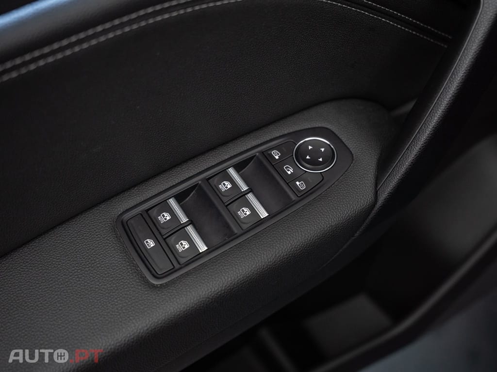 Renault Captur 1.6 E-Tech Plug-In Hybrid Techno