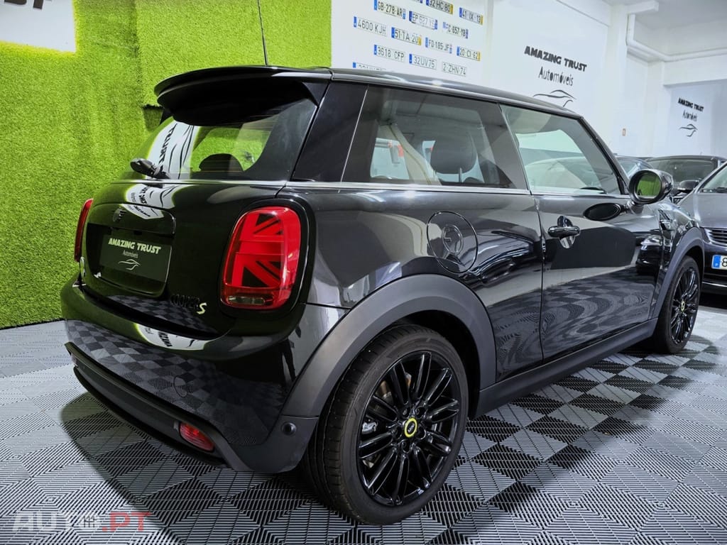 MINI Cooper Cooper SE