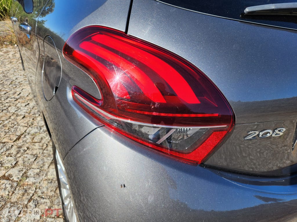 Peugeot 208 1.5 BlueHDi Allure