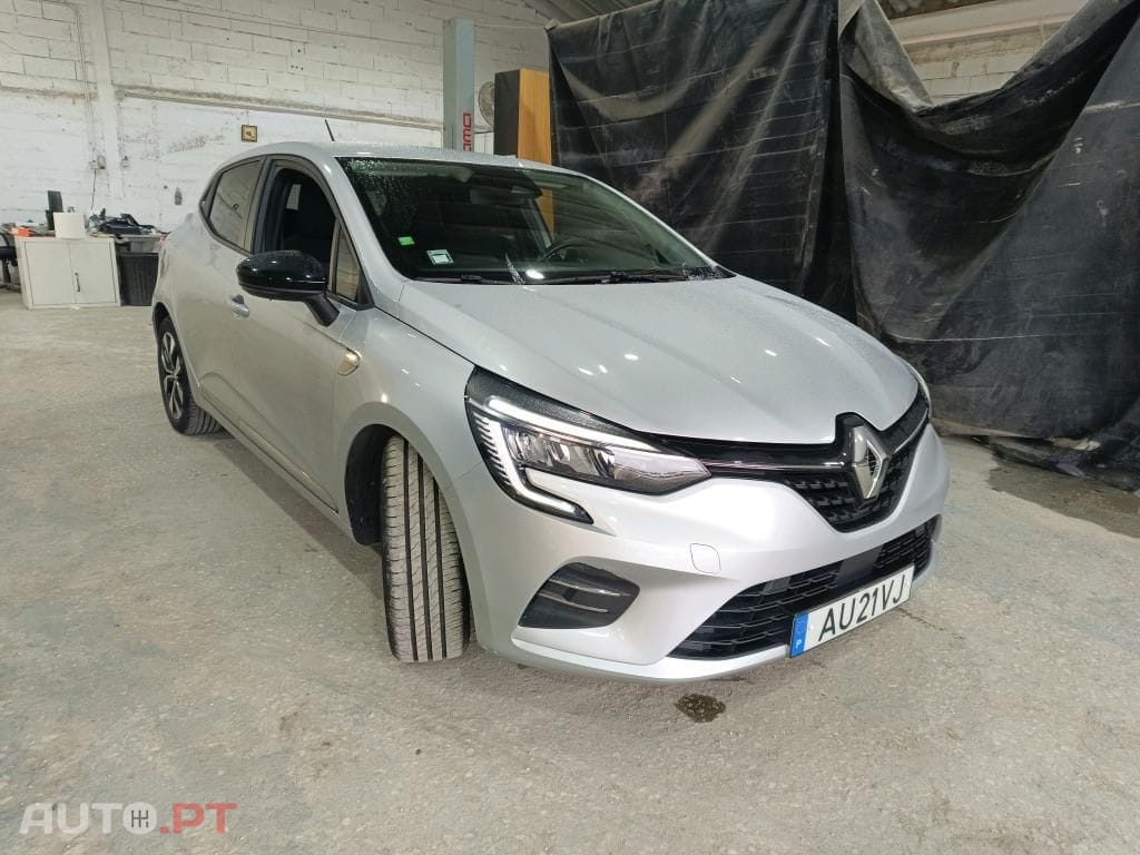 Renault Clio 1.0 TCe Limited Bi-Fuel
