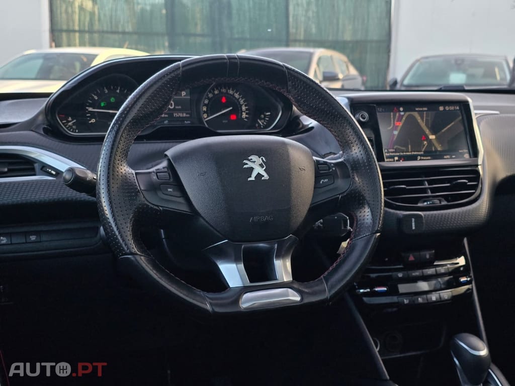 Peugeot 208 PureTech 130 EAT8 GT