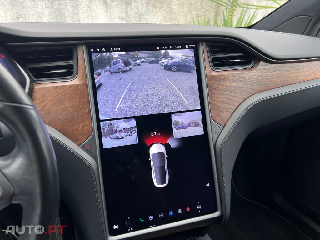 Tesla Model X Long Range Plus