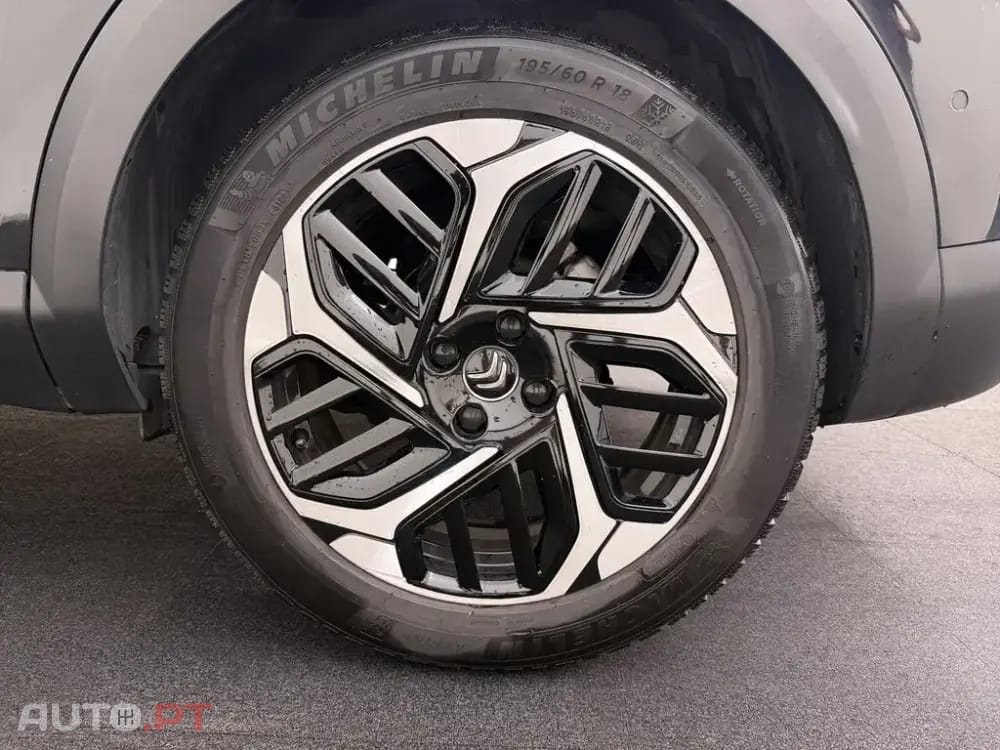 Citroen C4 PureTech 130 Stop & Start Shine