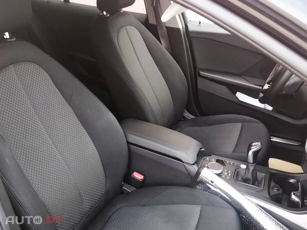 BMW 116 d Advantage — fotografia 23