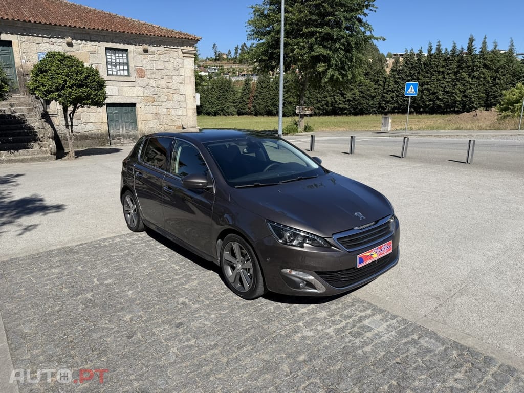 Peugeot 308 1.6 BlueHDi Allure J17