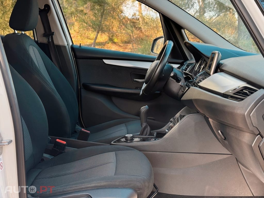 BMW 216 d 7L Advantage