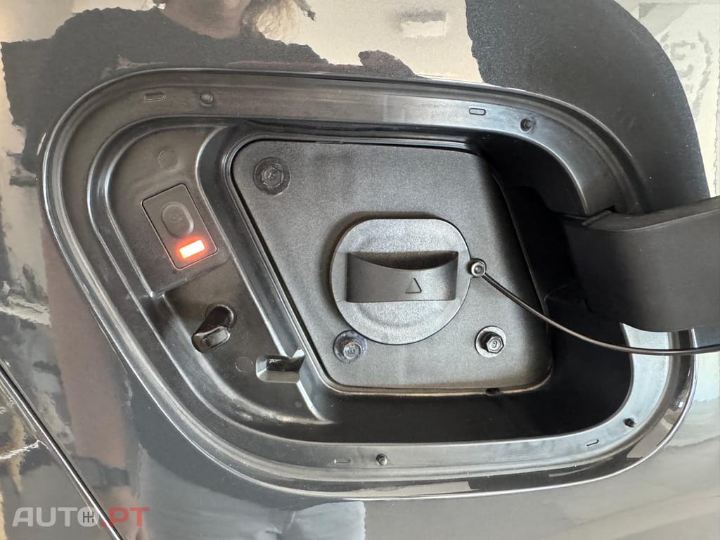 Kia Sportage 1.6 T-GDi PHEV Tech+SRF