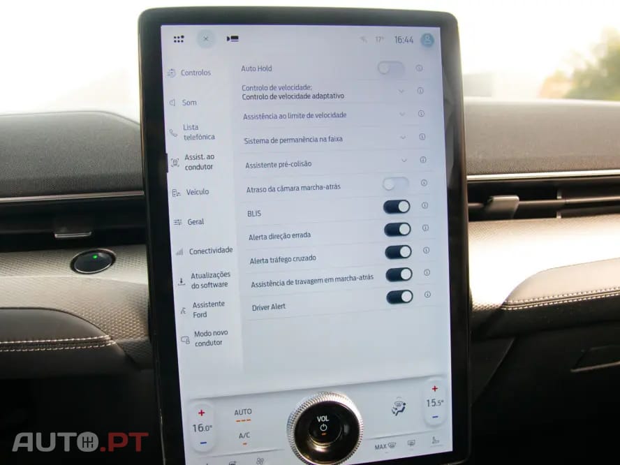 Ford Mustang Mach-E Standard