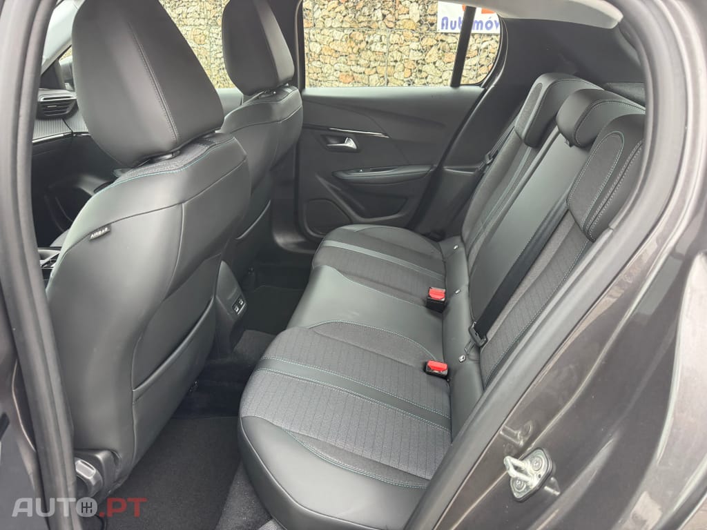 Peugeot 208 1.2 PureTech Allure