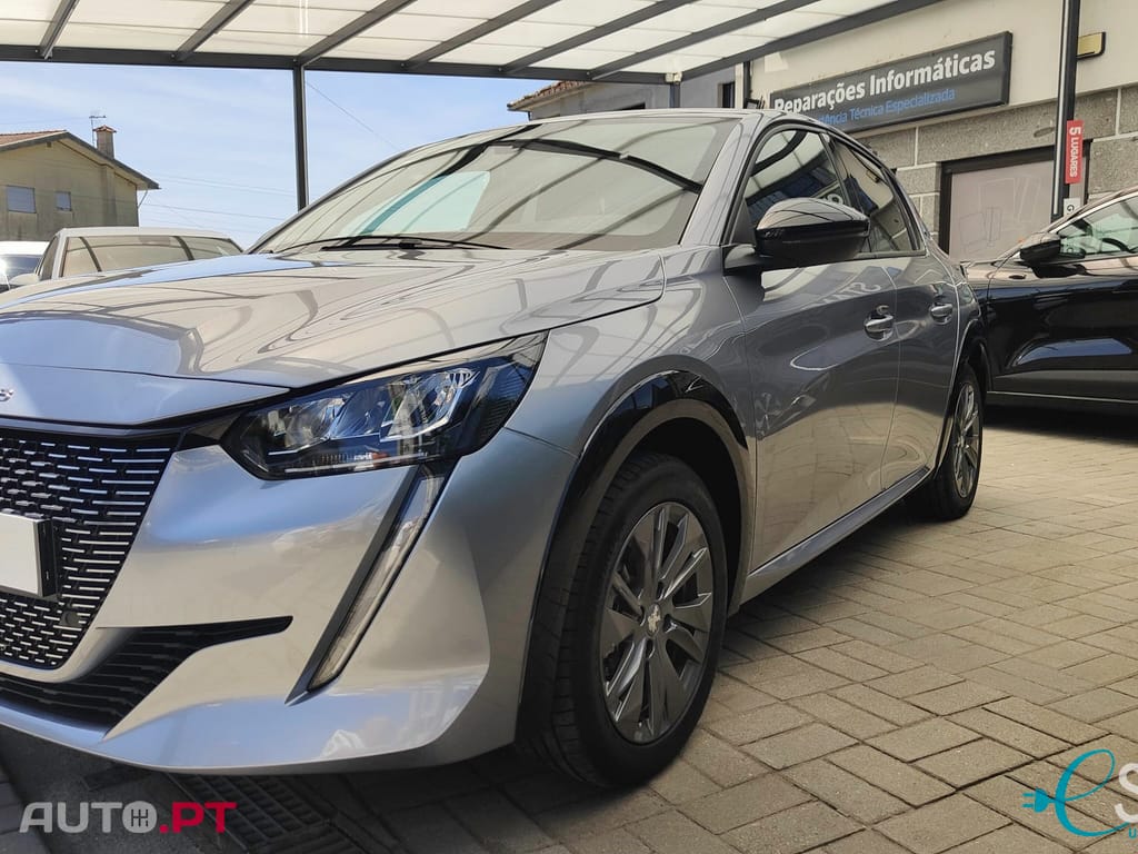 Peugeot E-208 Style
