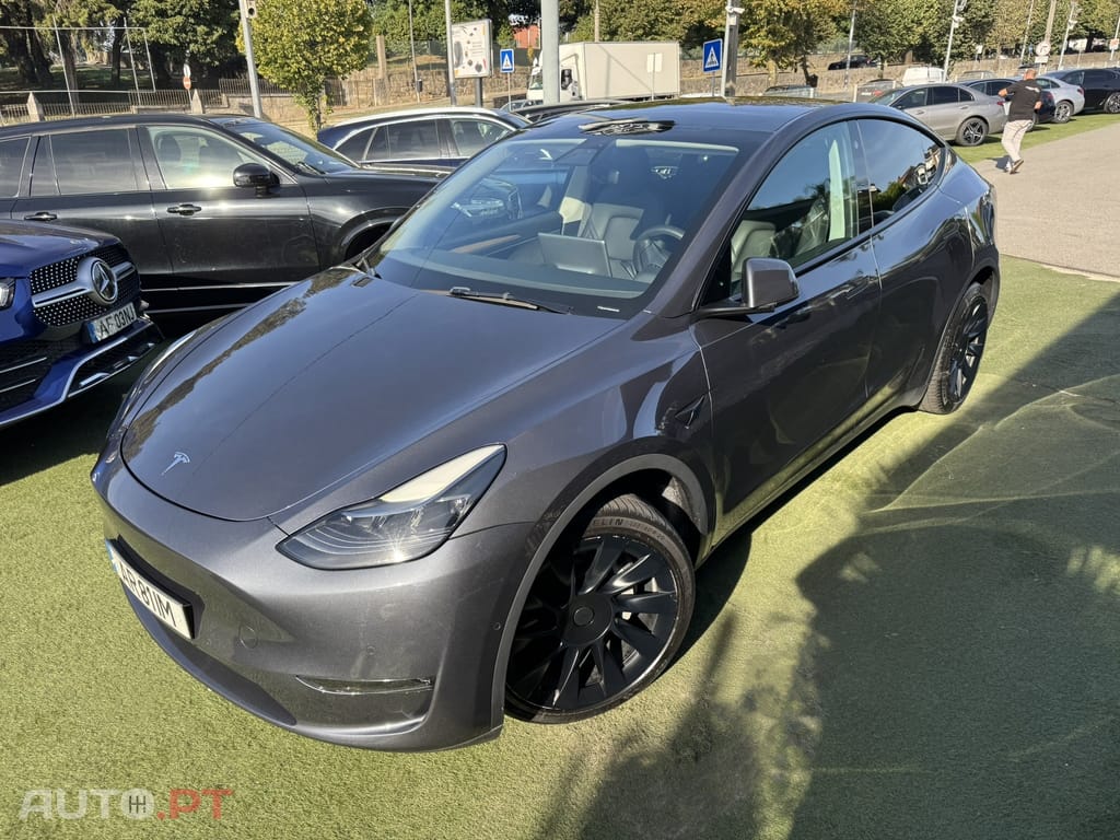 Tesla Model Y Long Range Tração Integral