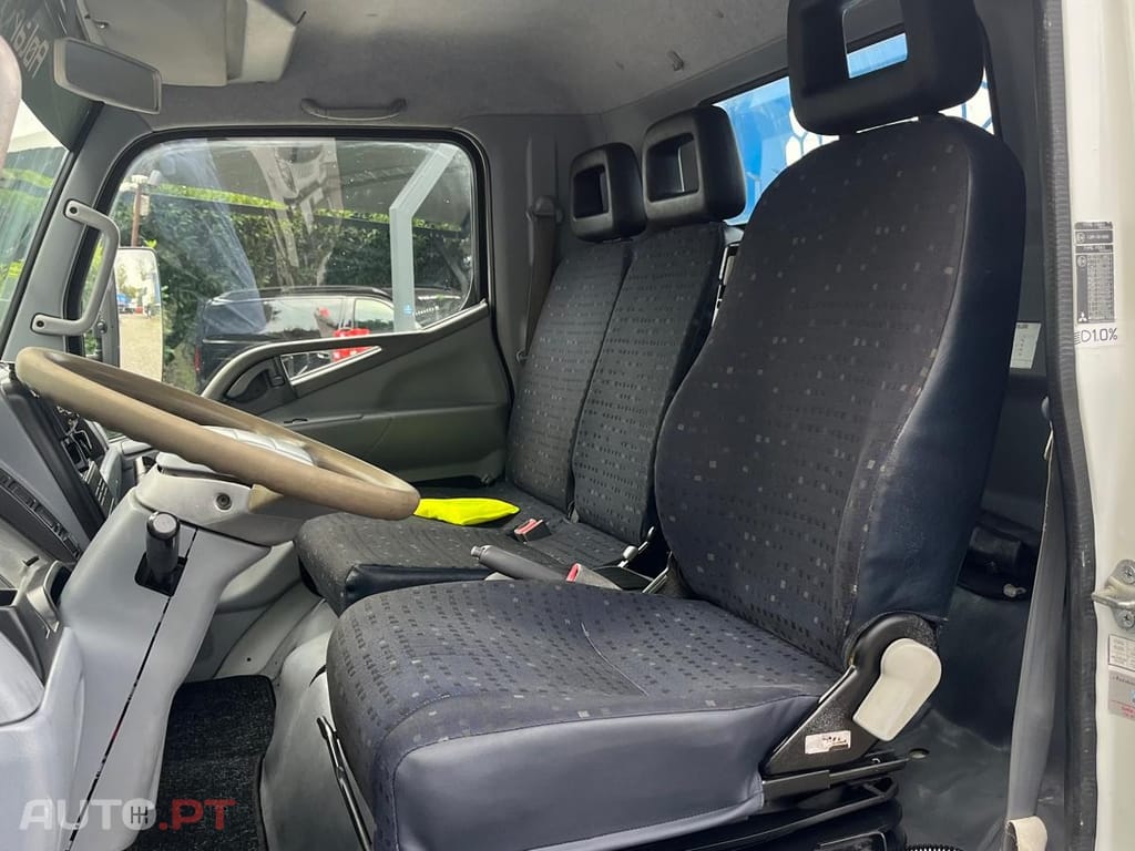 Mitsubishi Canter BASCULA