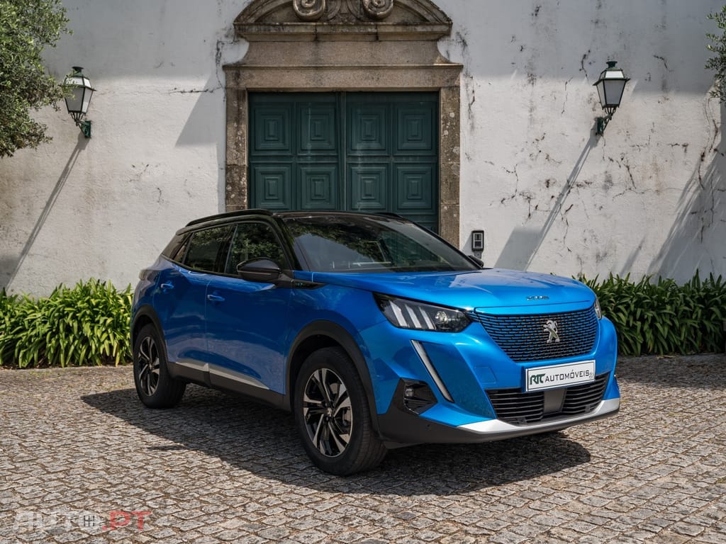 Peugeot E-2008 50 kWh GT