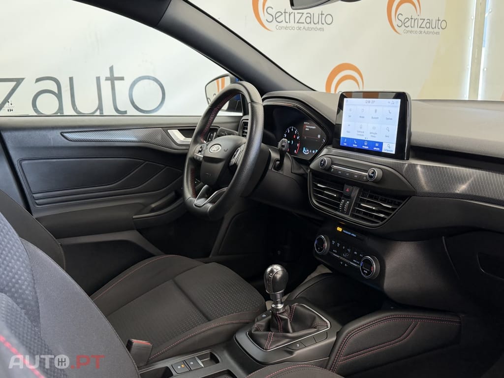 Ford Focus 1.0 EcoBoost ST-Line