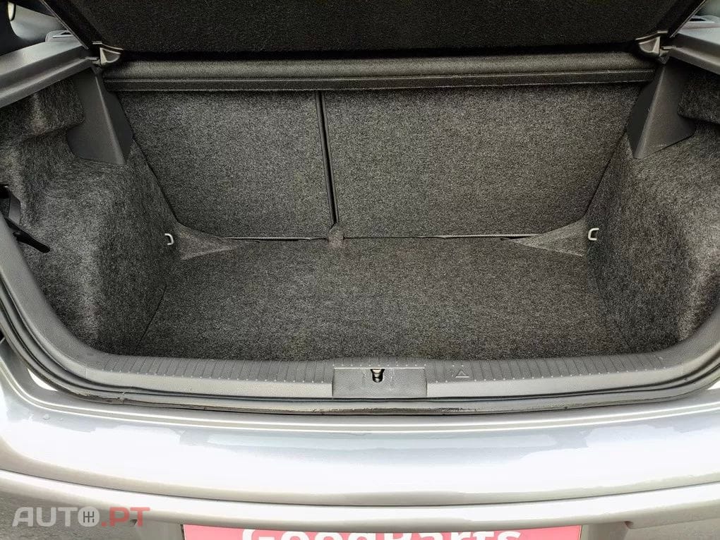 Volkswagen Polo 1.4 TDi Trendline — fotografia 5