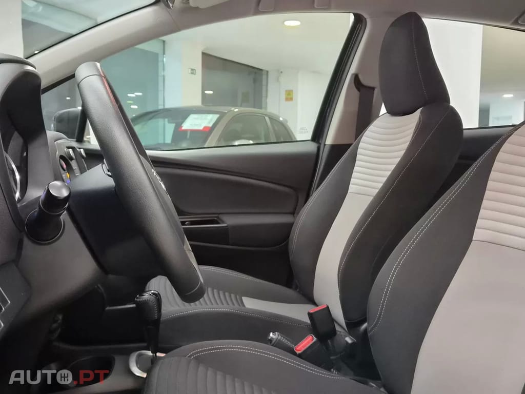 Toyota Yaris 1.5 HSD Comfort+P.Style