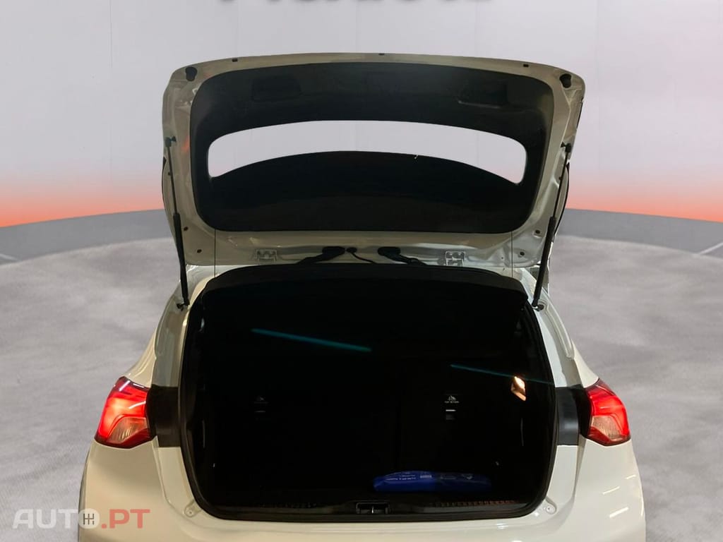 Ford Focus 1.0 EcoBoost Active X Aut.