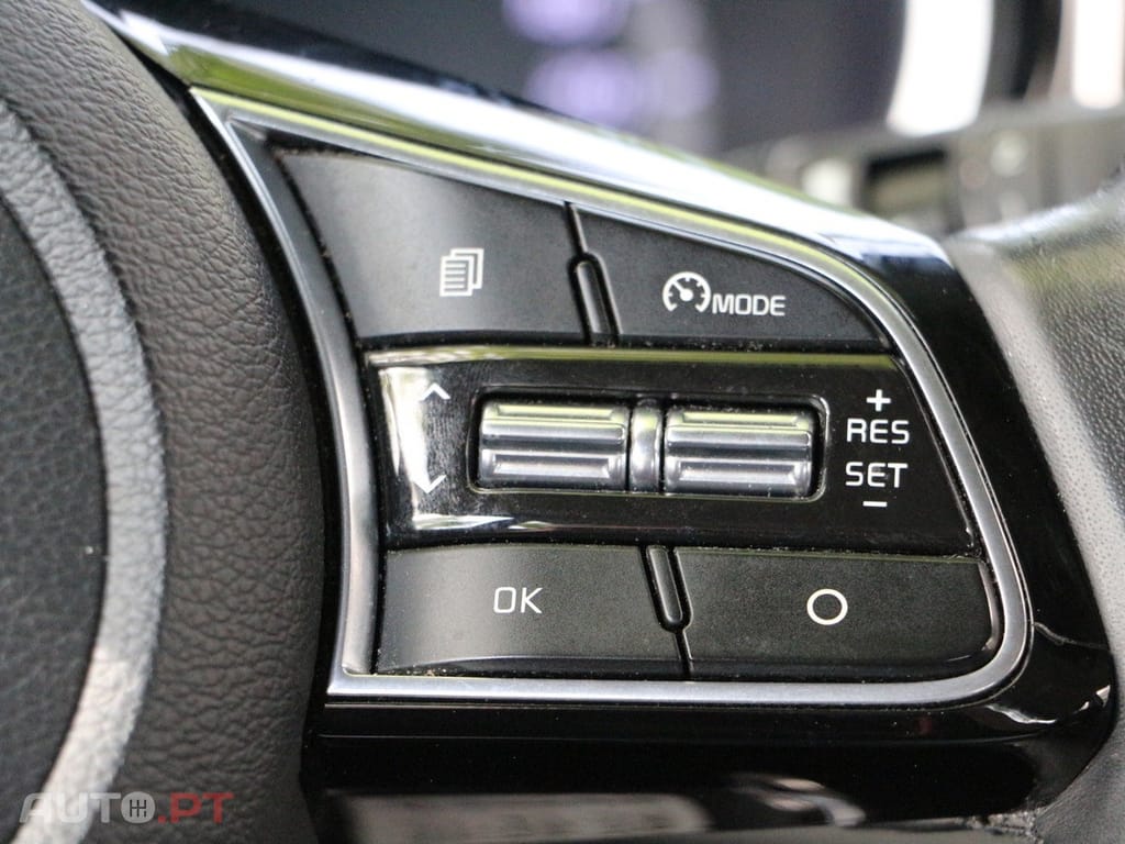 Kia Ceed 1.4 T-GDI TX+SRF 7DCT