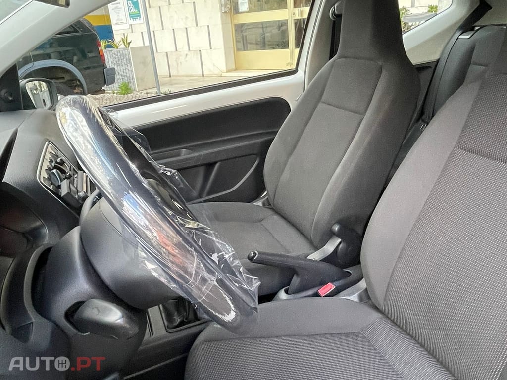 Volkswagen Up! UP! (BlueMotion ) BEATS