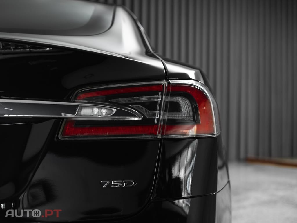 Tesla Model S 75D