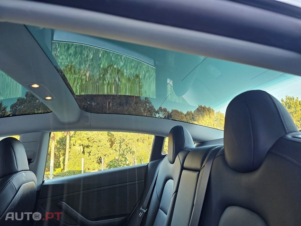 Tesla Model 3 Standard Range Plus RWD