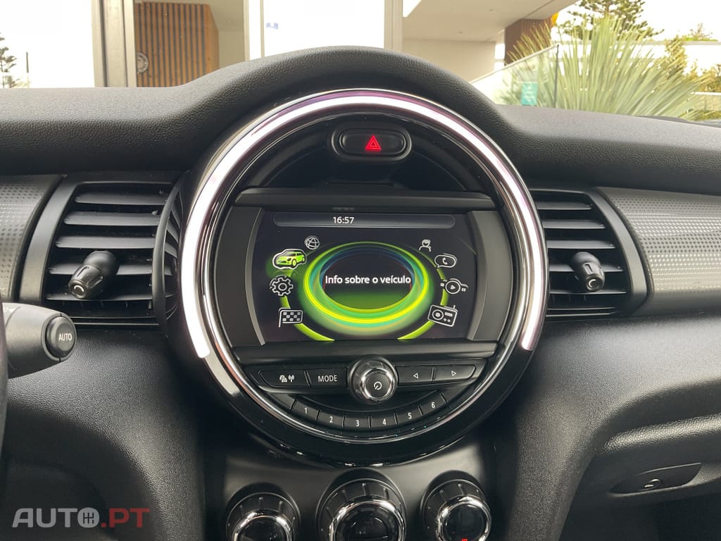 MINI Cabrio Cooper D