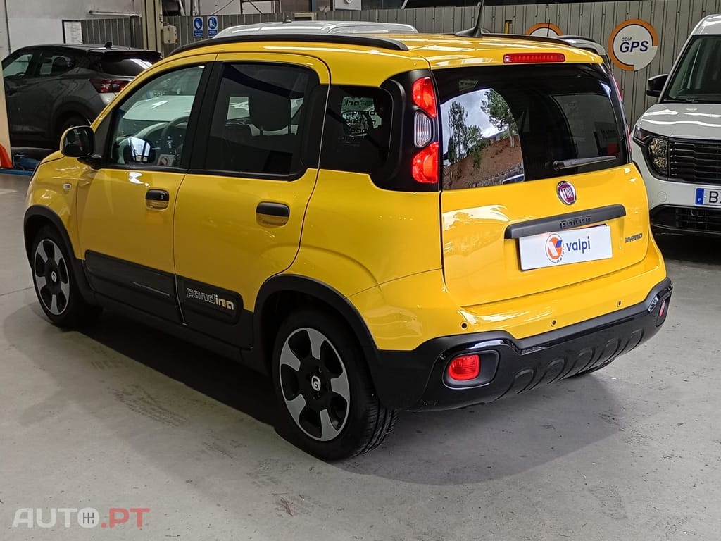 Fiat Panda 1.0 Hybrid Pandina