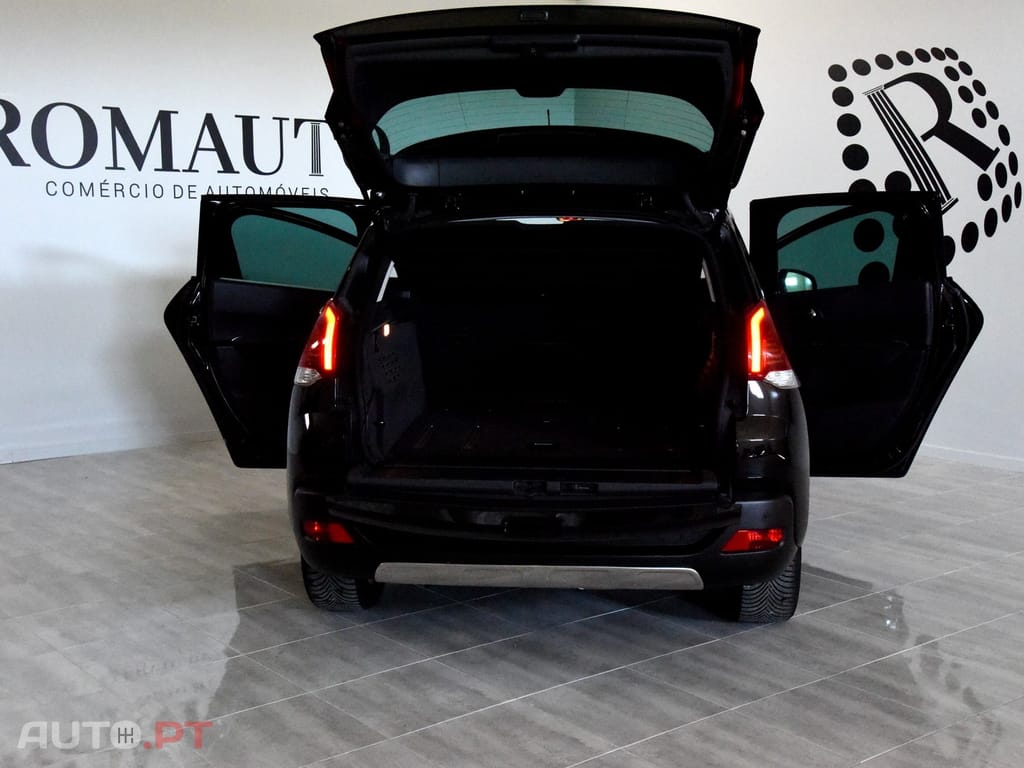 Peugeot 3008 2.0 HDi Hybrid4