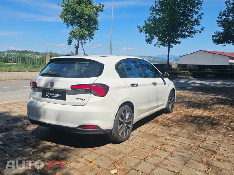 Fiat Tipo 1.6 M-Jet Lounge J17