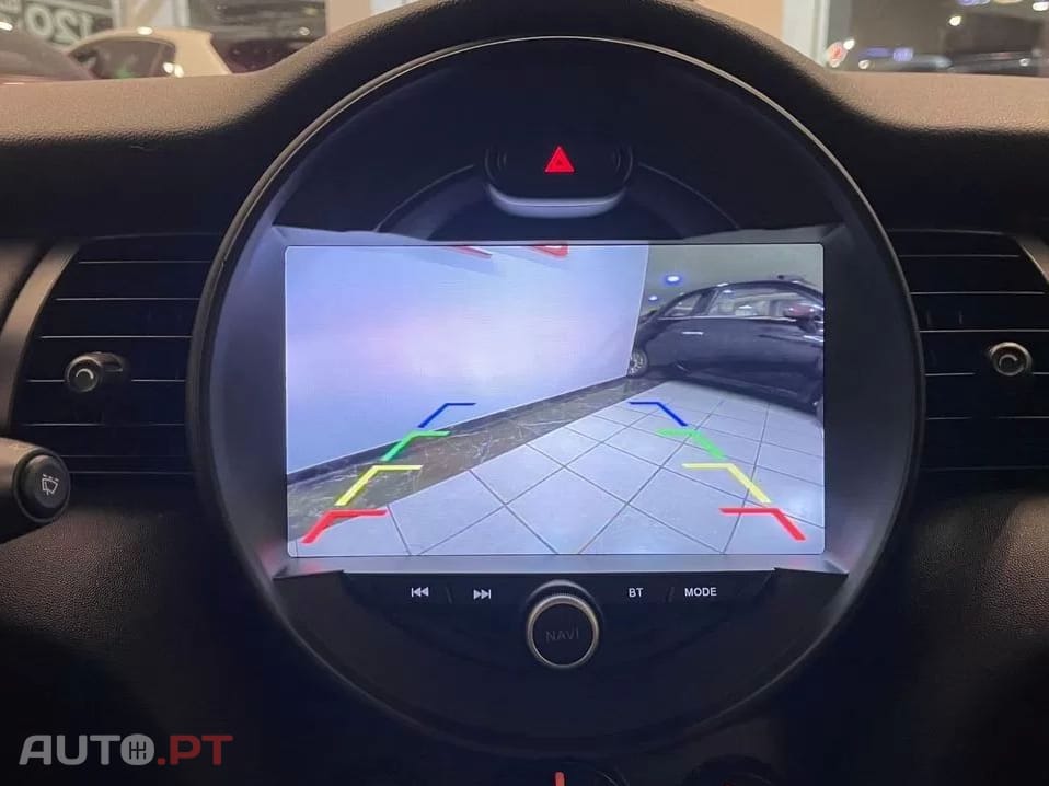 MINI One D - GPS/BLACK DETAILS