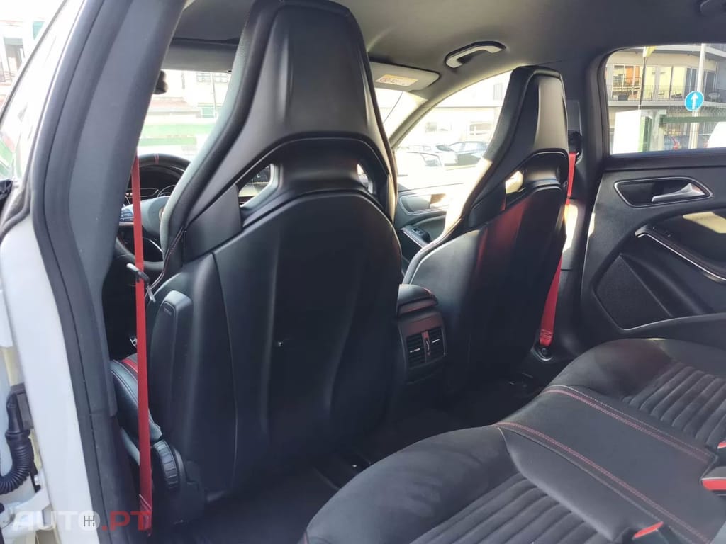 Mercedes-Benz CLA 45 AMG 4Matic 7G-DCT