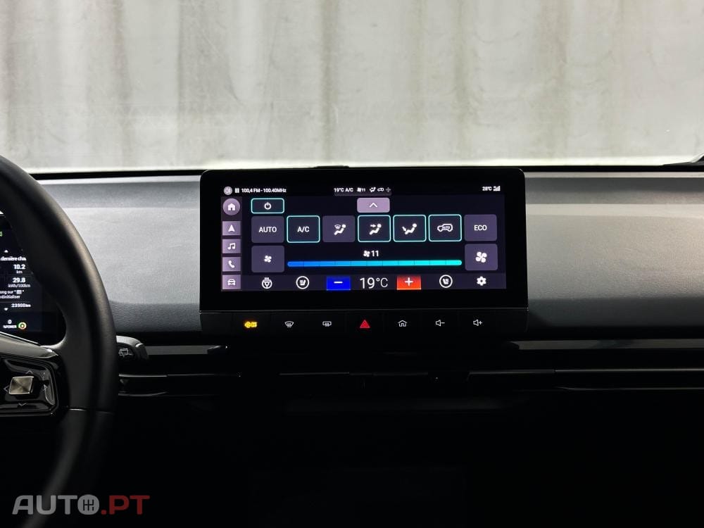 MG MG4 64 kWh Luxury