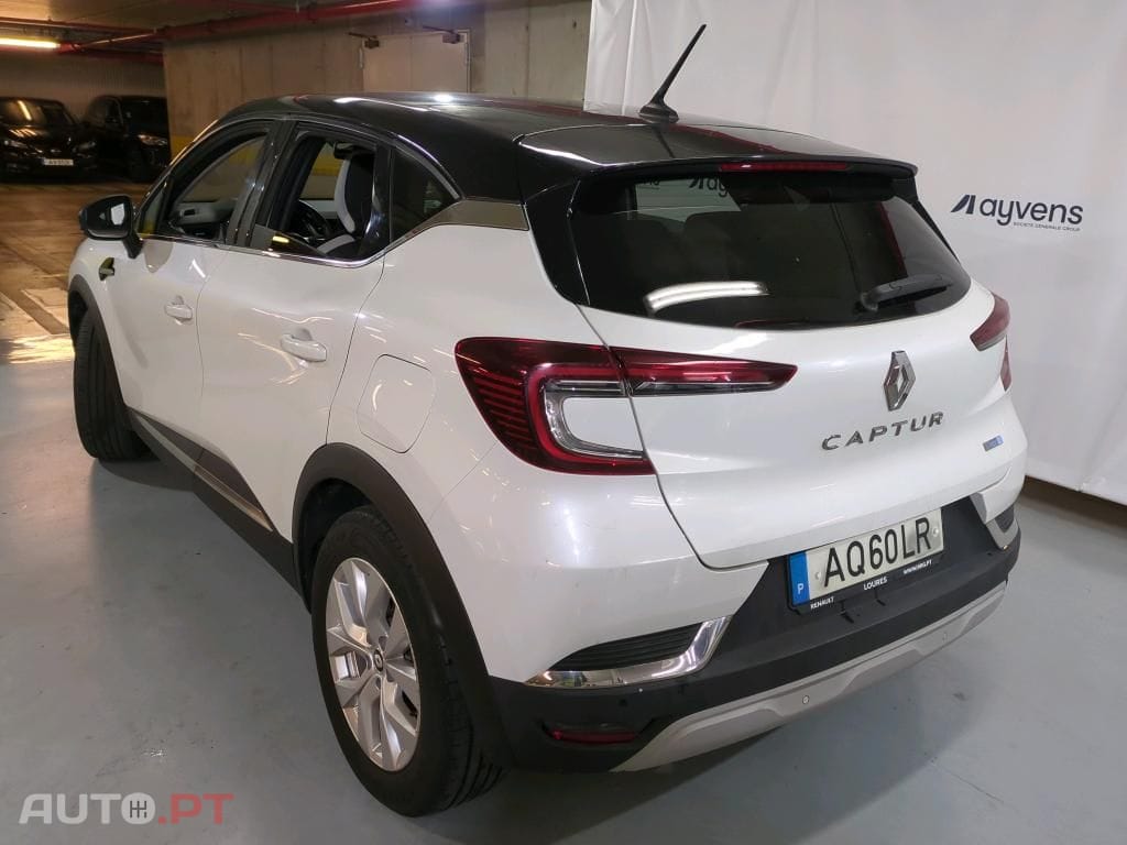 Renault Captur 1.6 E-Tech Plug-In Intens